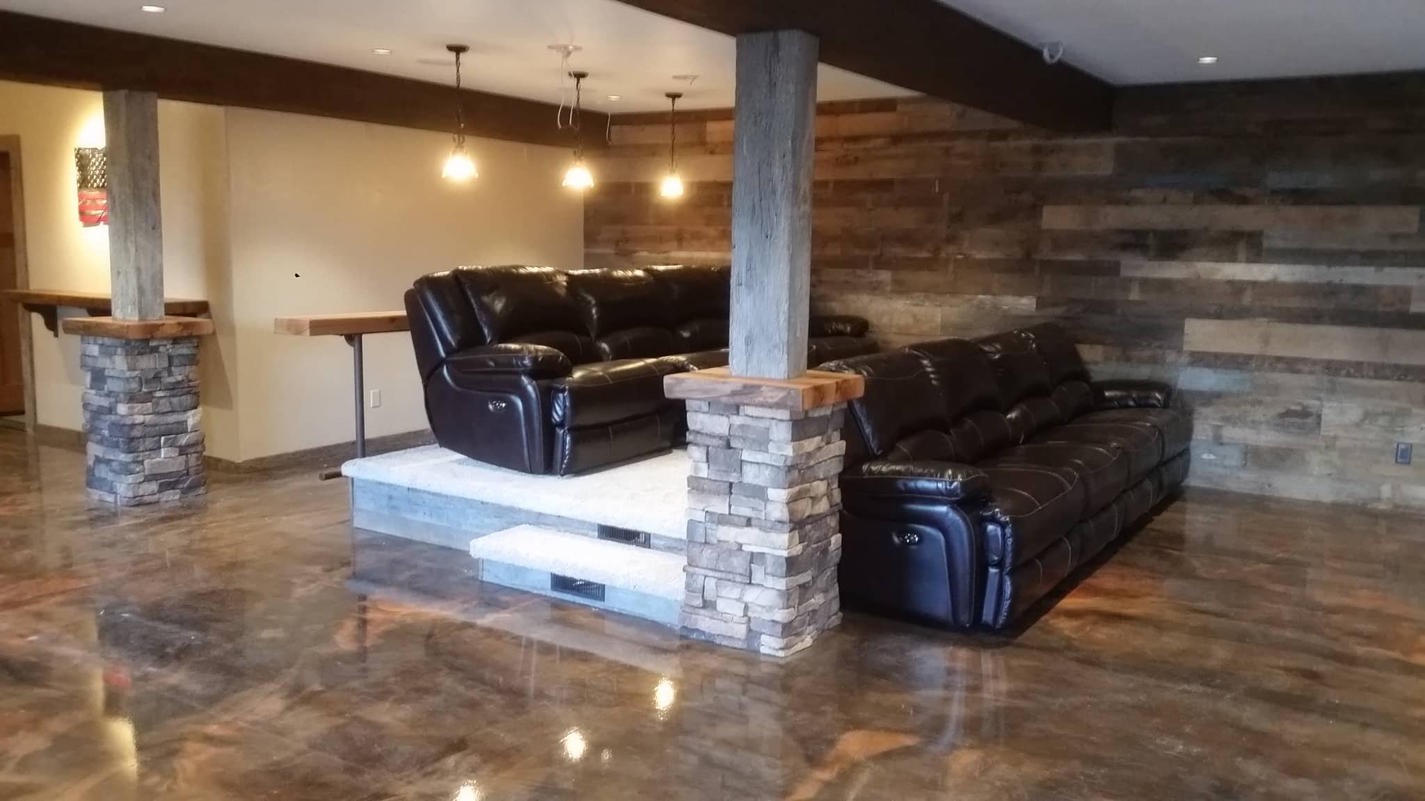 Man Cave, Epoxy Floor